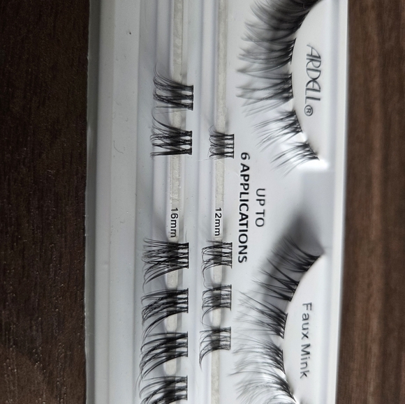 KISS Wisps New & Ardell Faux Mink - Picture 6 of 7